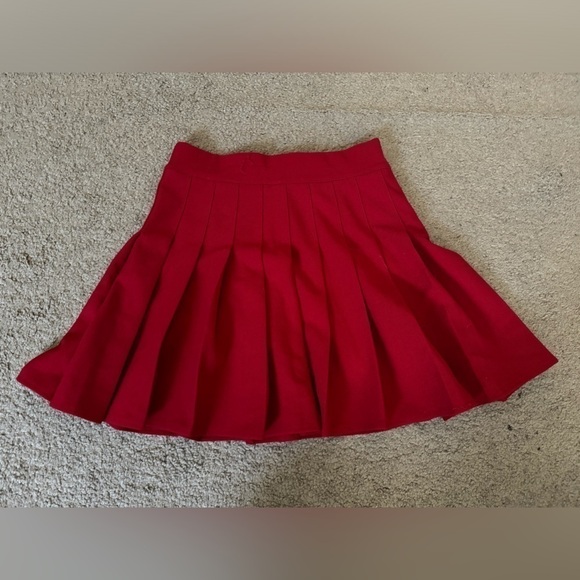 Red school girl skirt size small - Picture 2 of 6